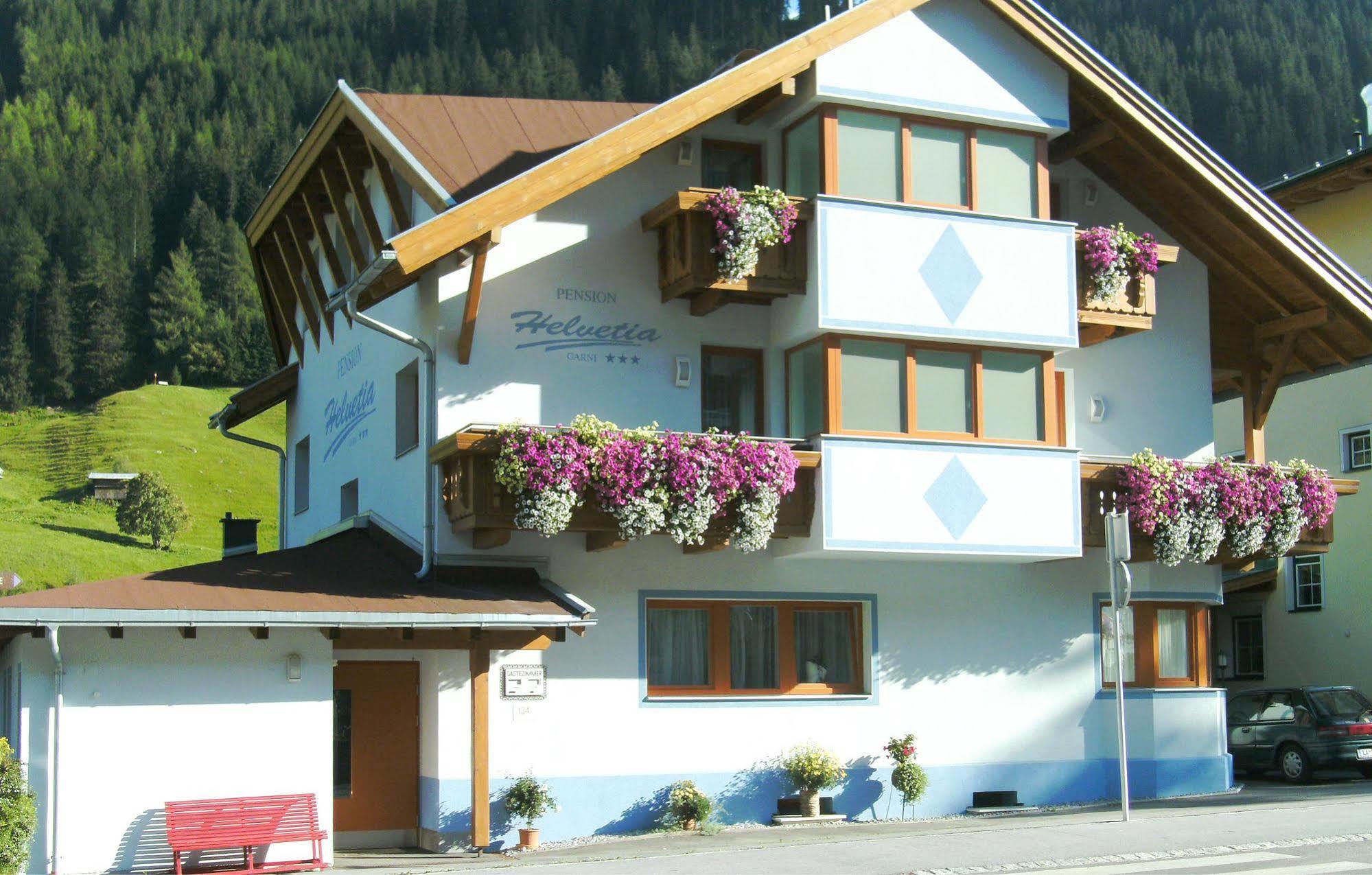 Pension Helvetia Sankt Anton am Arlberg Exterior photo